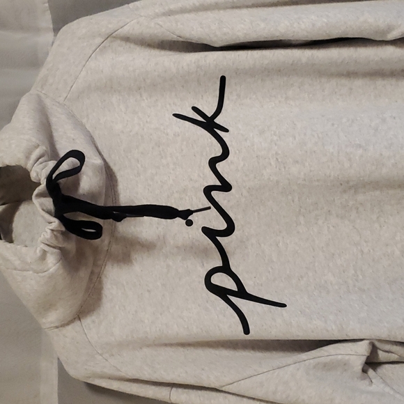 Pink VS sweater - Picture 3 of 3